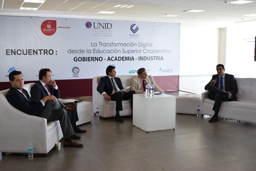 Durante el panel