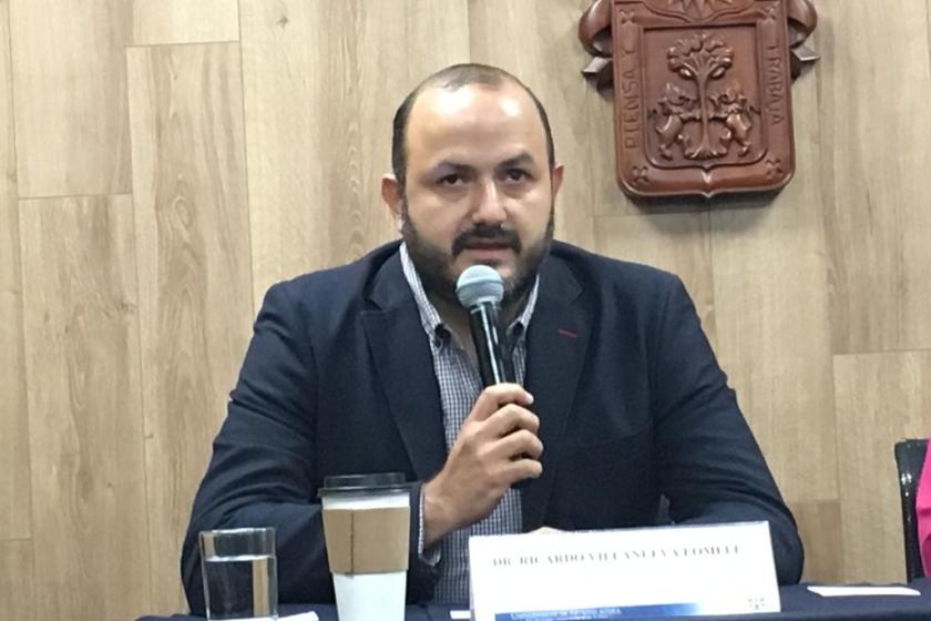 Dr. Ricardo Villanueva Lomelí