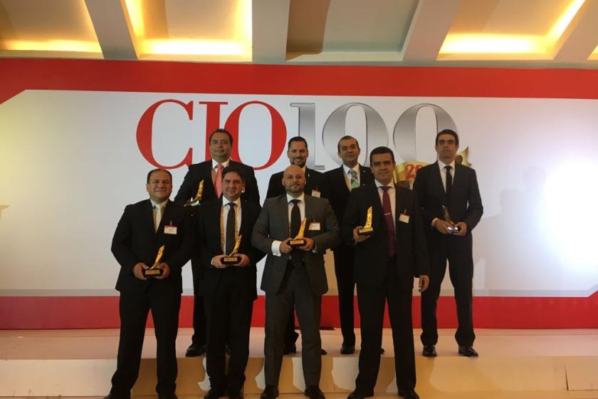 Dr. Luis Alberto Gutiérrez y otros ganadores