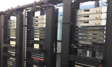 Site de computo con tres racks
