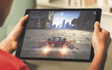 persona usando un iPad